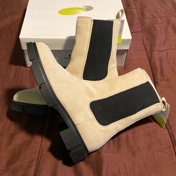 Leather Slip On Booties by Cruza Tendencia Brand. NWT! - Picture 16 of 16